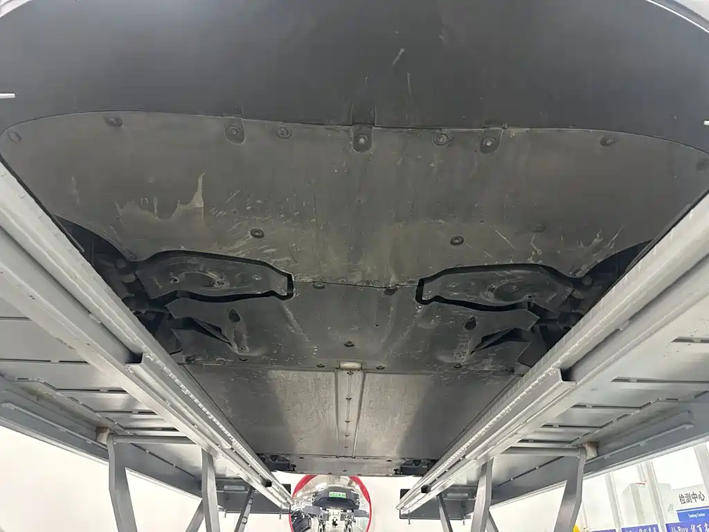 Tesla Model Y — фото 26