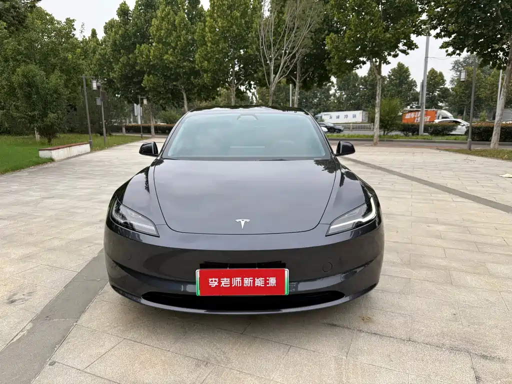 Tesla Model 3 — фото 2