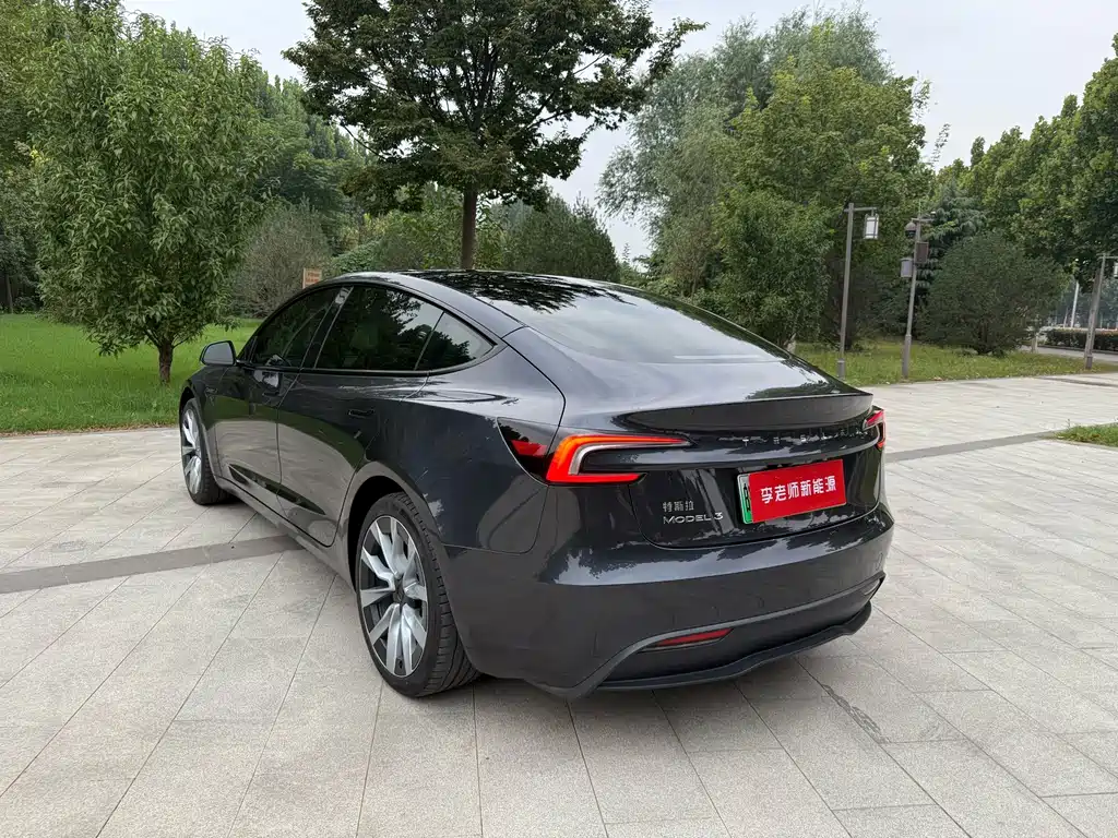 Tesla Model 3 — фото 6