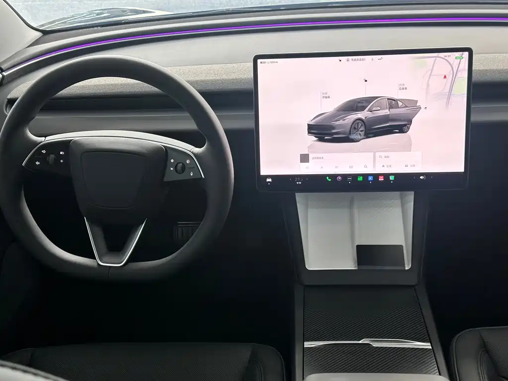 Tesla Model 3 — фото 9