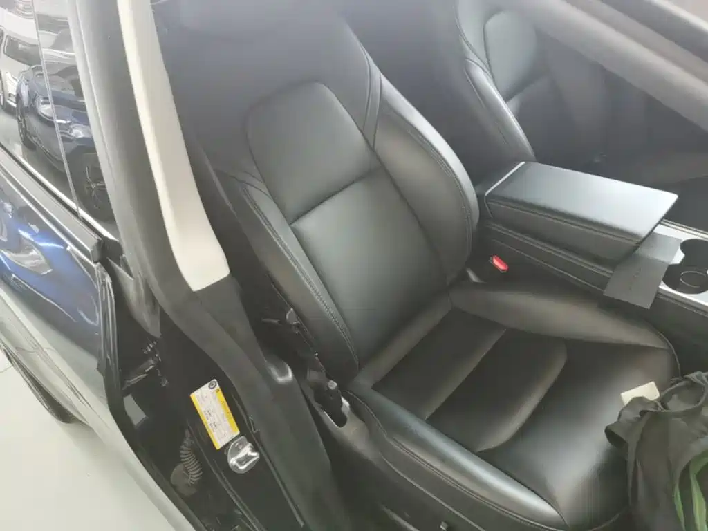 Tesla Model Y — фото 19