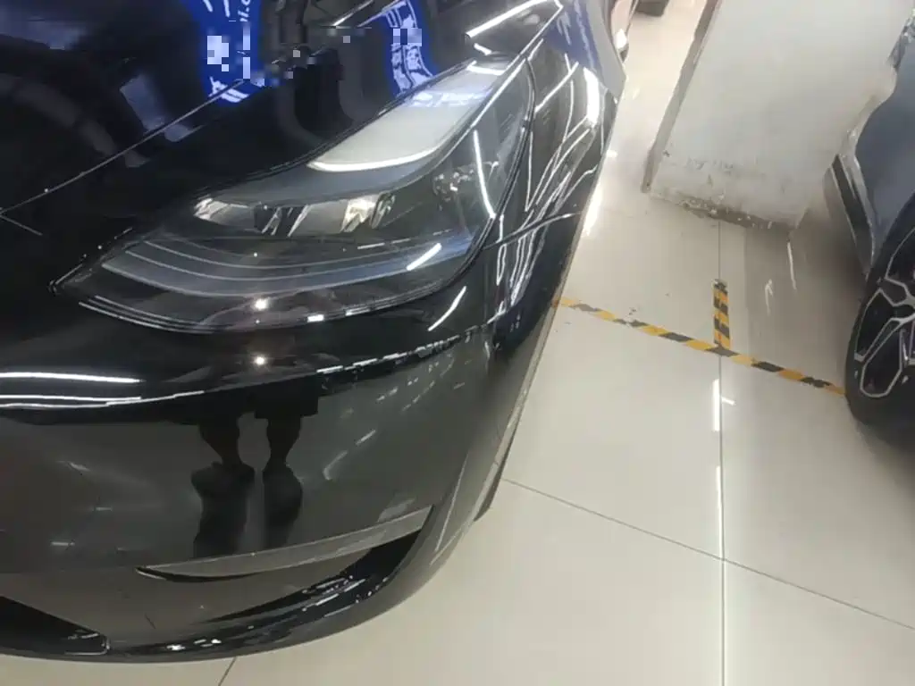 Tesla Model Y — фото 24