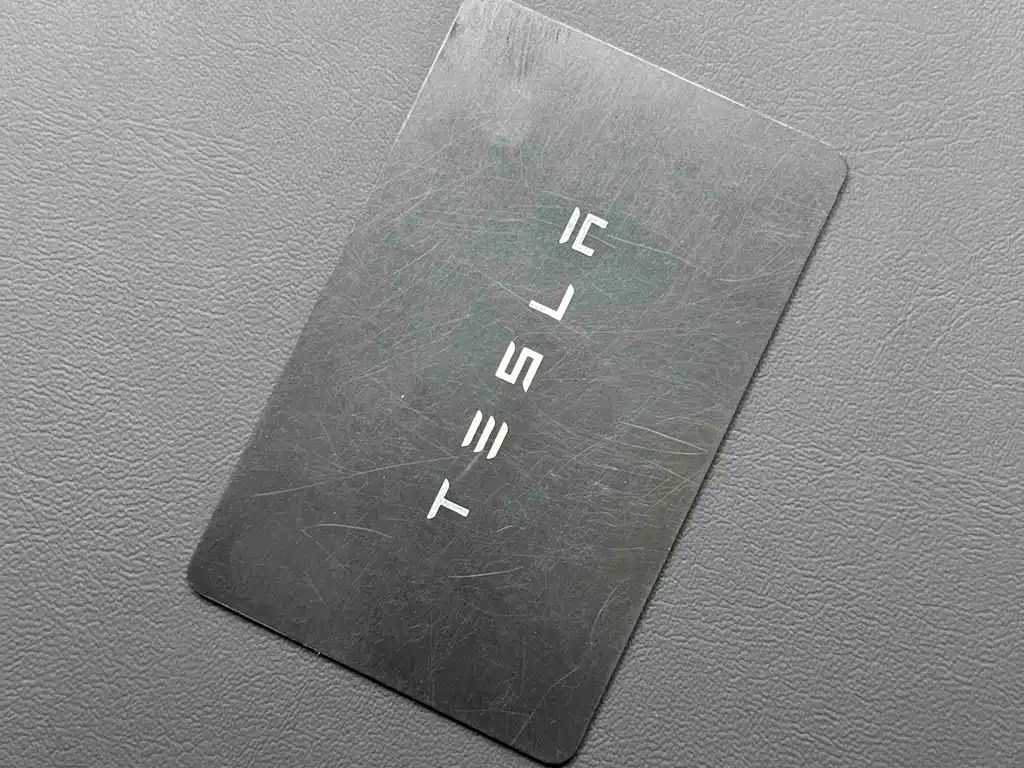 Tesla Model Y — фото 23