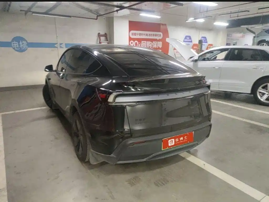 Tesla Model Y — фото 4