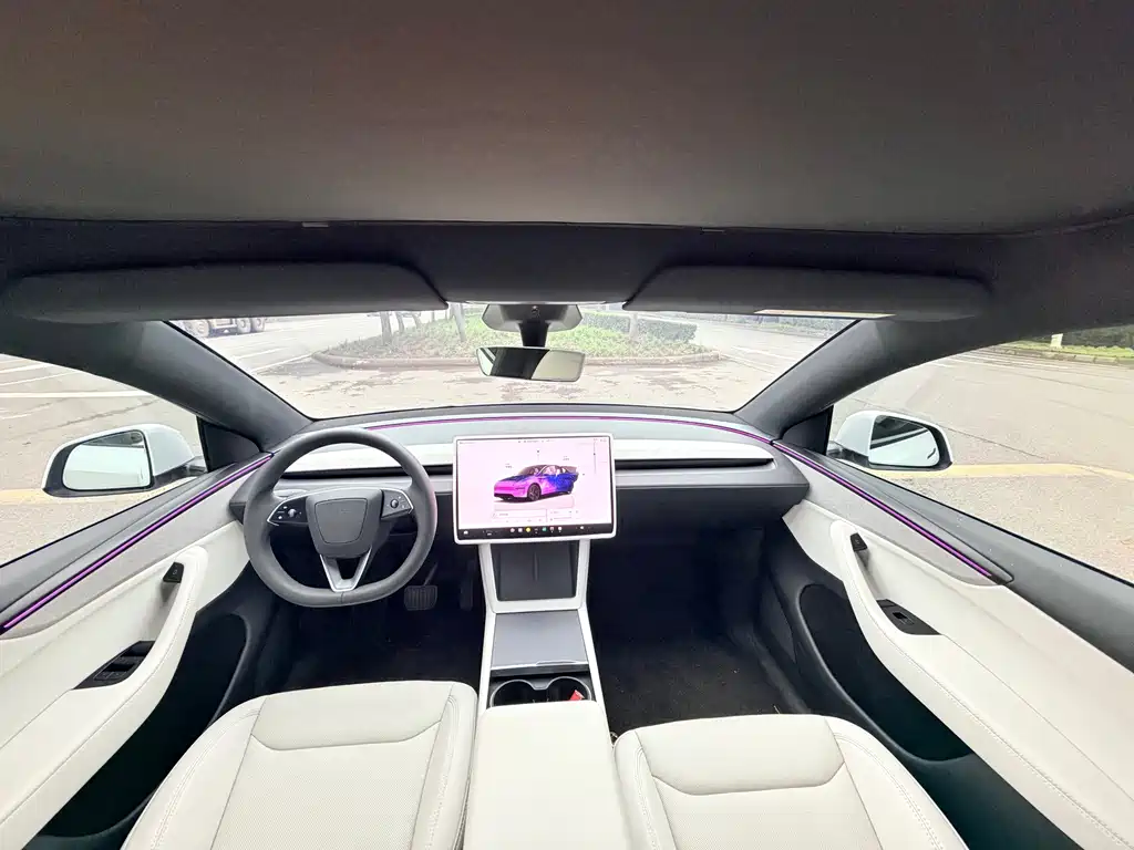 Tesla Model Y — фото 7
