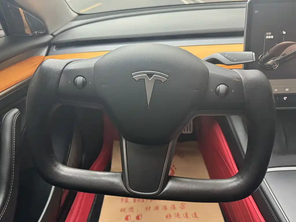 Tesla Model 3 — фото 13