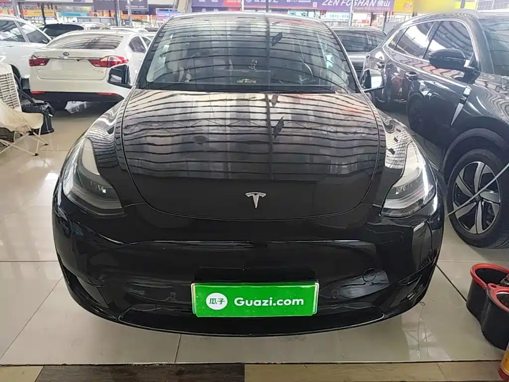 Tesla Model Y — фото 3