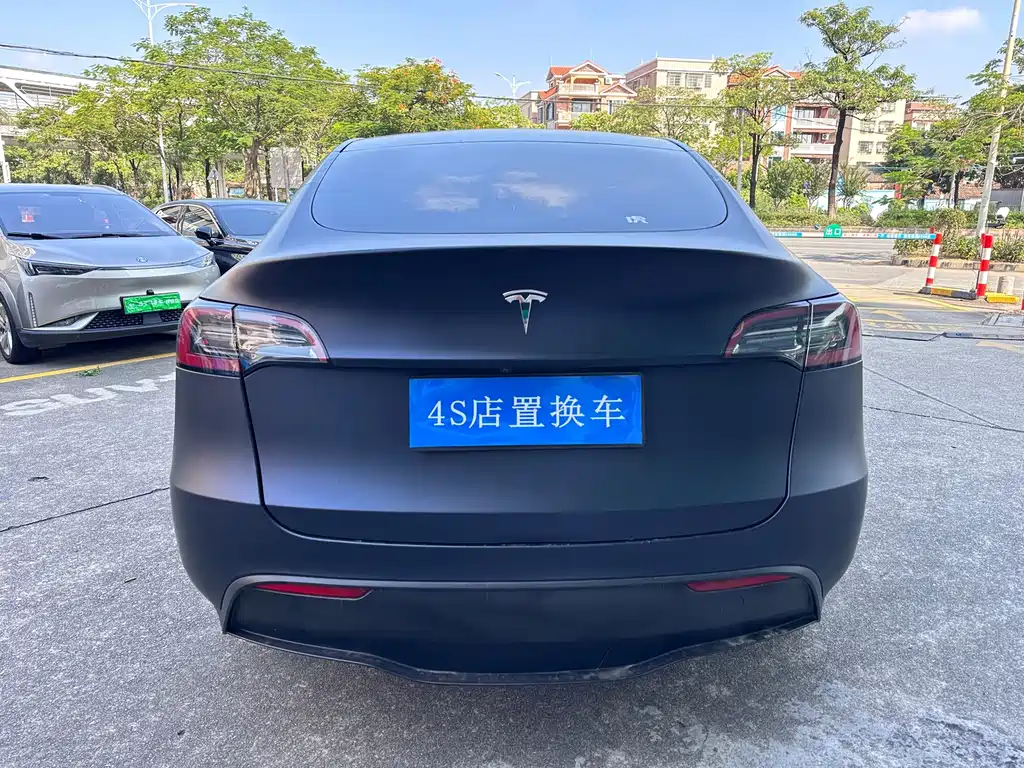 Tesla Model Y — фото 5