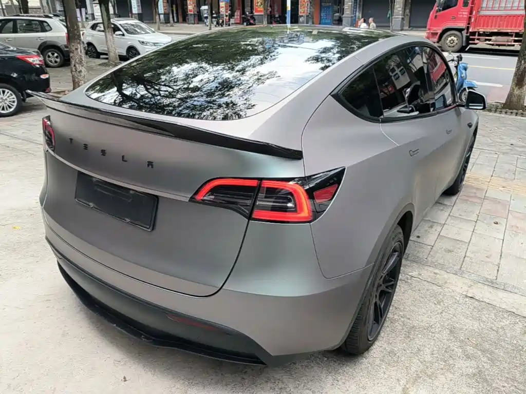 Tesla Model Y — фото 7
