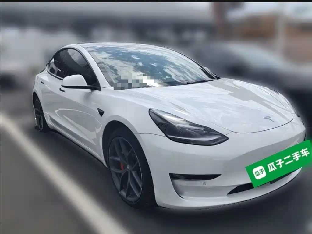 Tesla Model 3 — фото 24