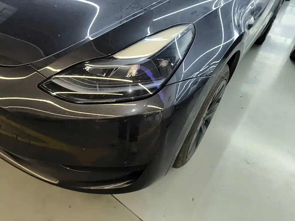 Tesla Model Y — фото 24