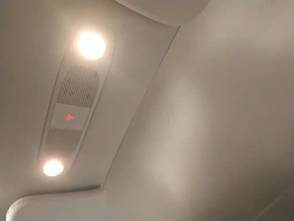 Tesla Model Y — фото 18