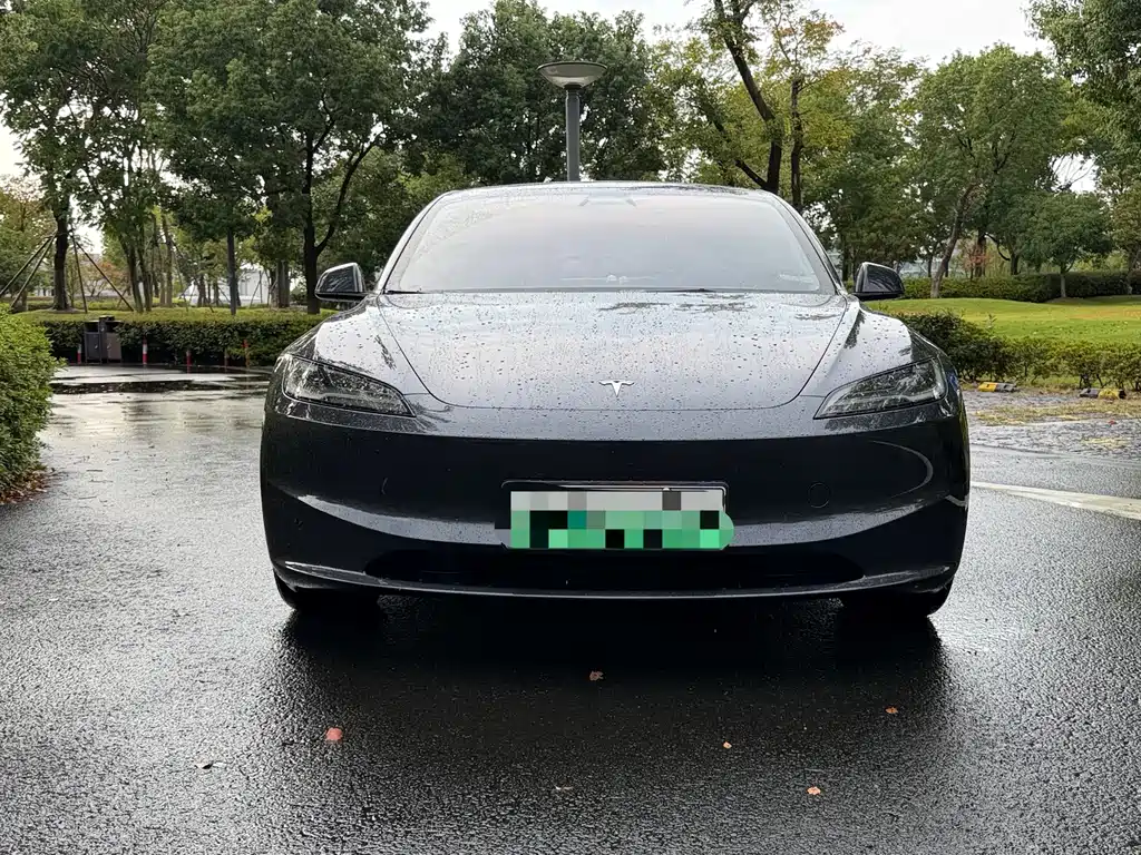 Tesla Model 3 — фото 2