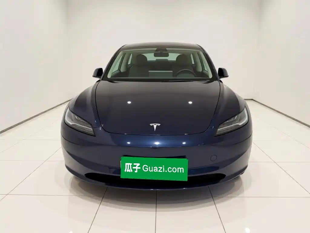 Tesla Model 3 — фото 2
