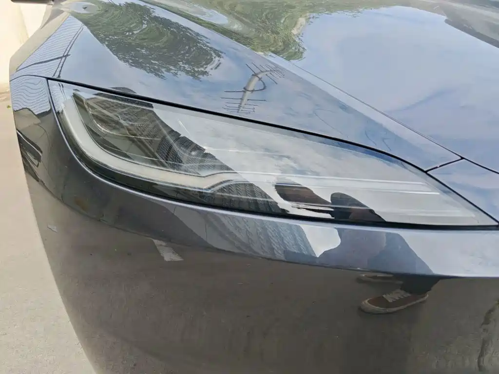 Tesla Model 3 — фото 7