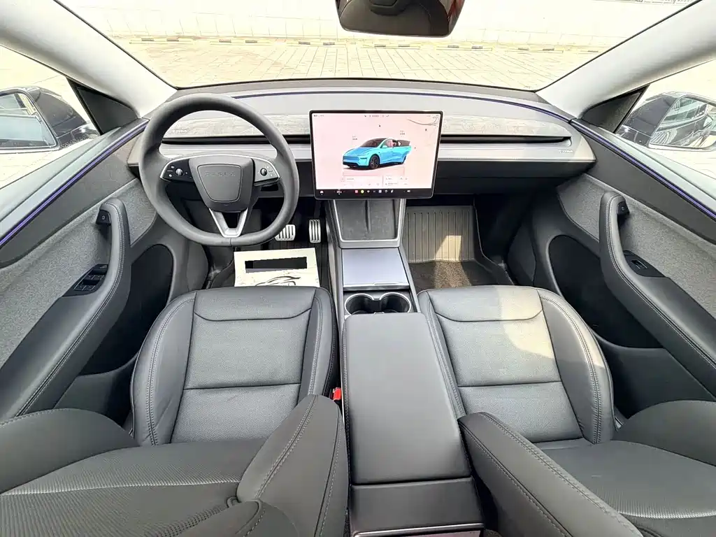 Tesla Model Y — фото 5