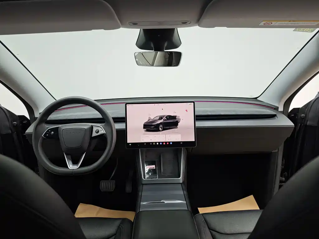 Tesla Model Y — фото 42