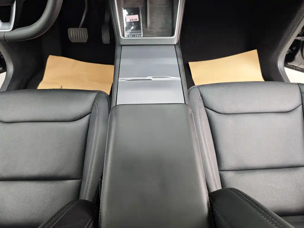 Tesla Model Y — фото 43