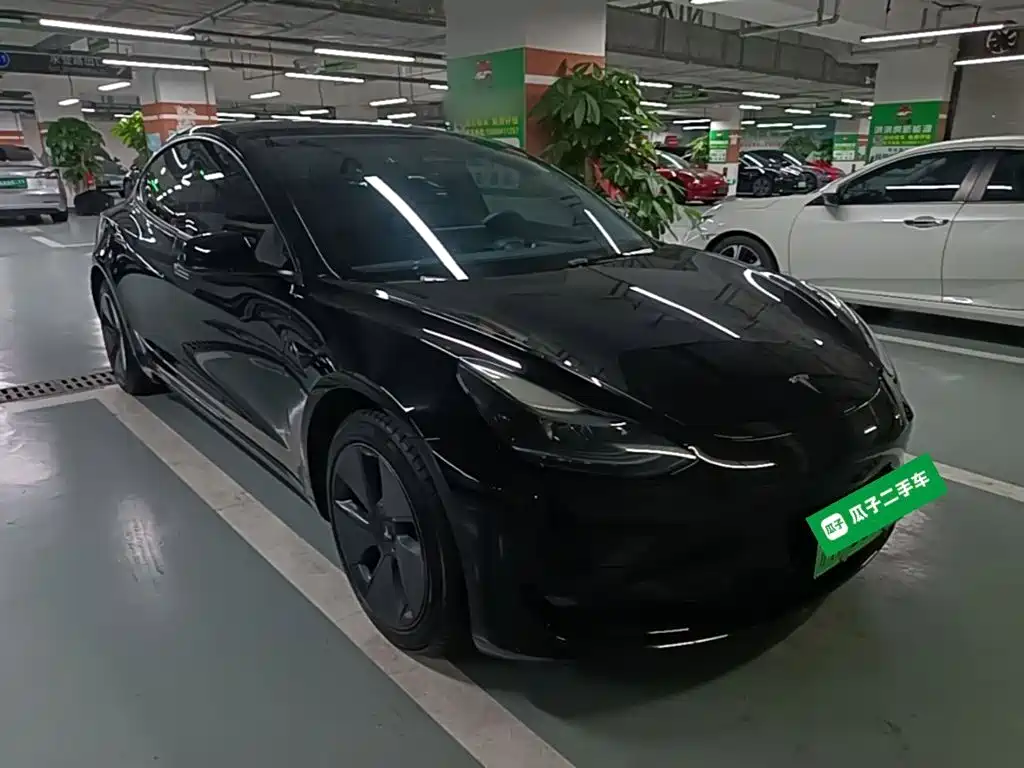 Tesla Model 3 — фото 4