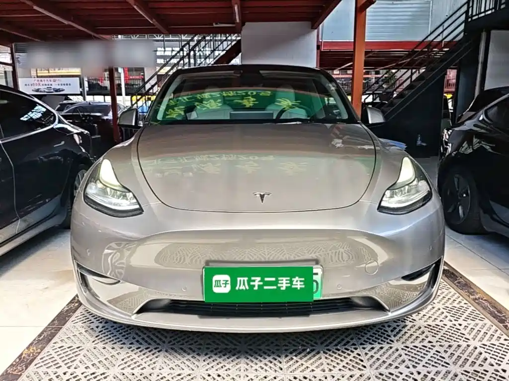 Tesla Model Y — фото 3