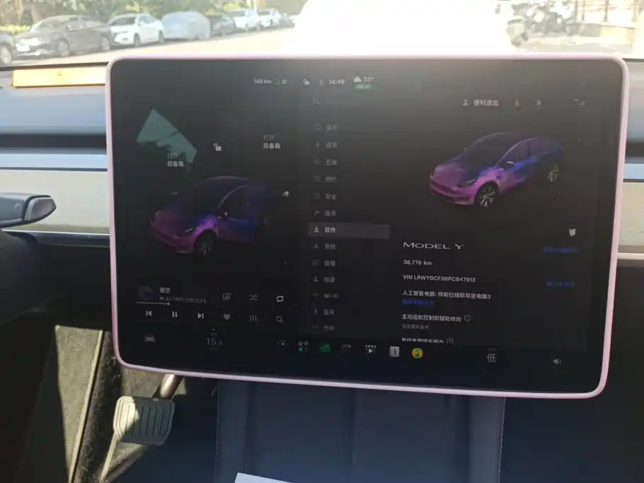 Tesla Model Y — фото 14