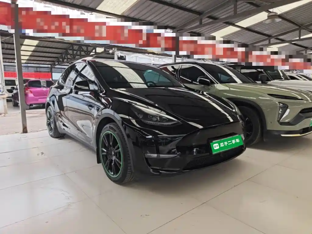 Tesla Model Y — фото 4