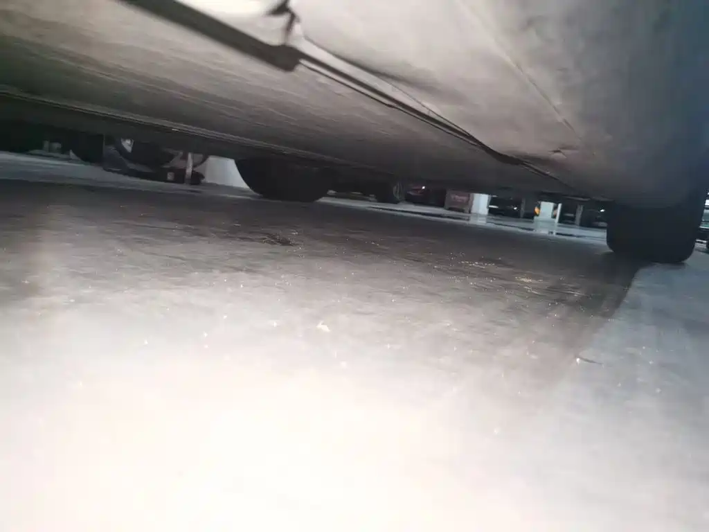 Tesla Model Y — фото 18