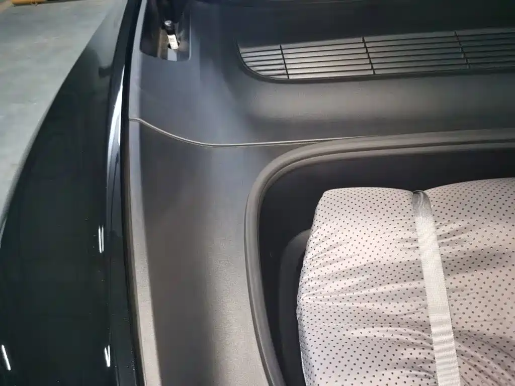 Tesla Model Y — фото 21