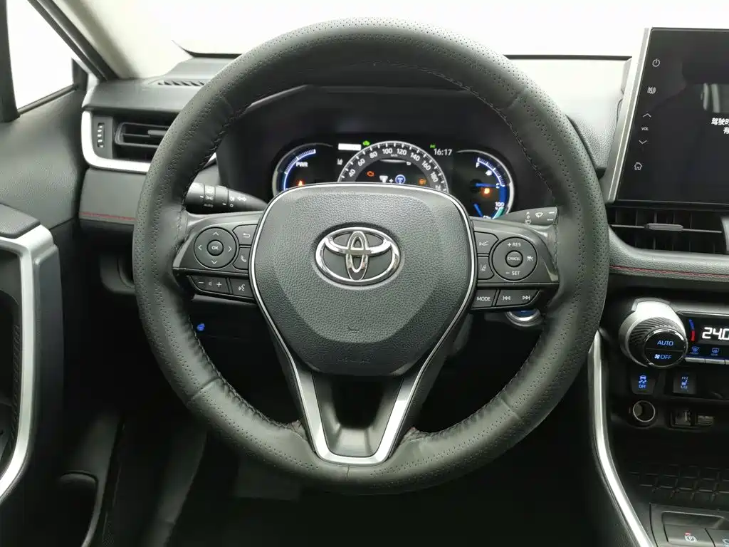 Toyota Wildlander New Energy — фото 11