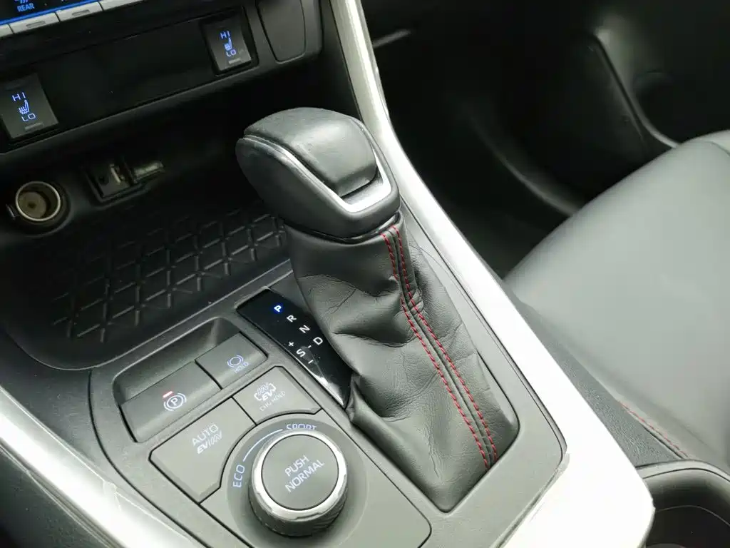 Toyota Wildlander New Energy — фото 13