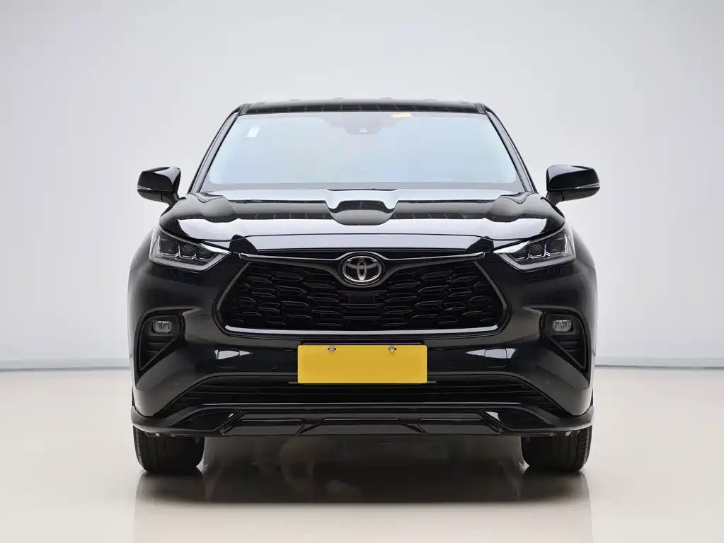 Toyota Highlander — фото 2