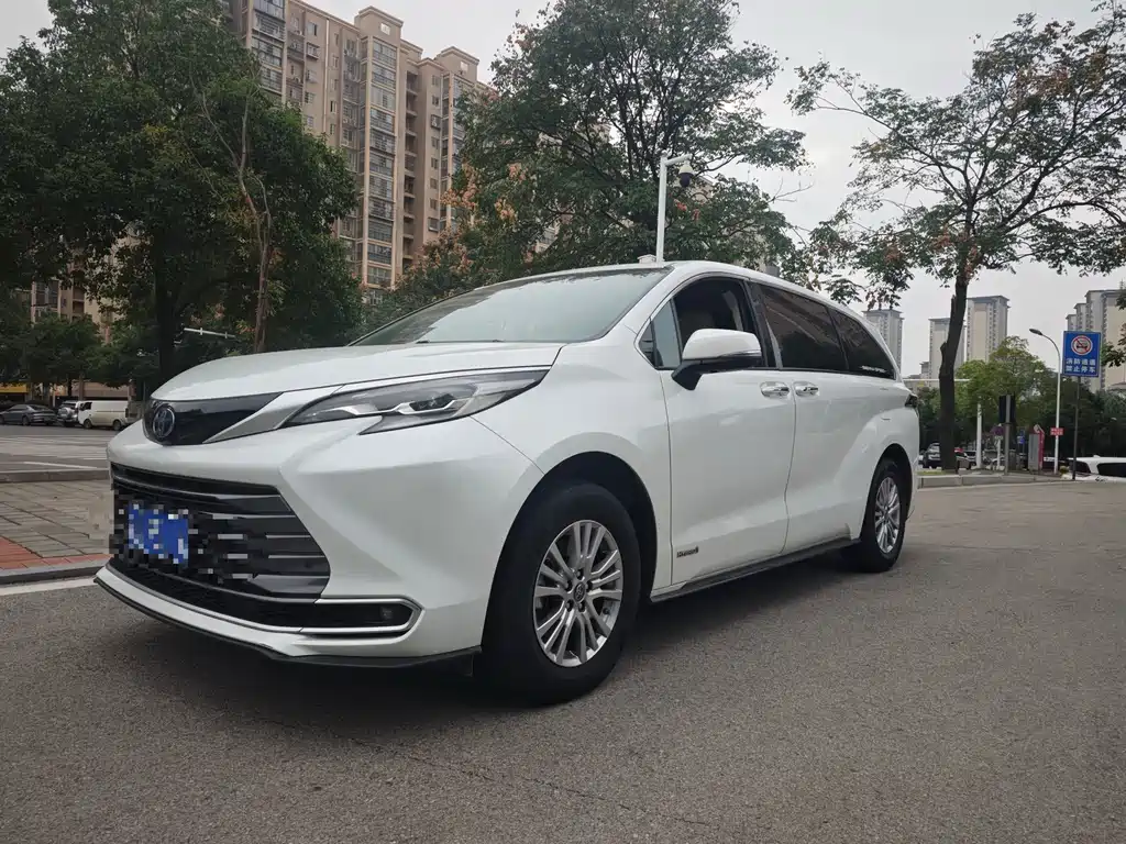 Toyota Sienna