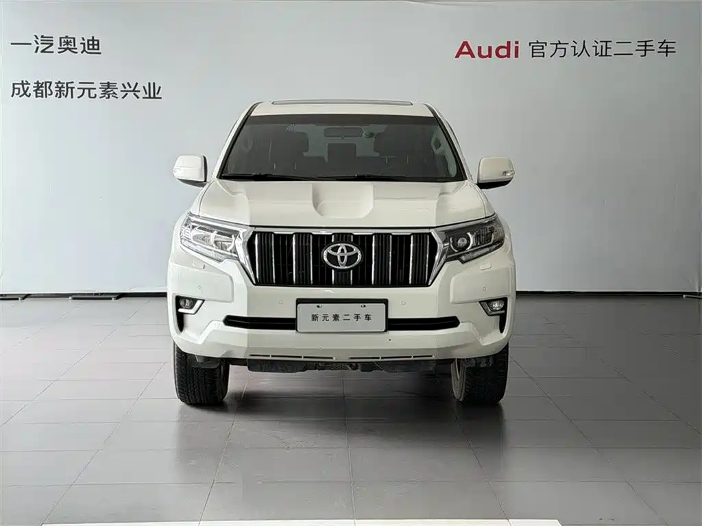 Toyota Prado — фото 2