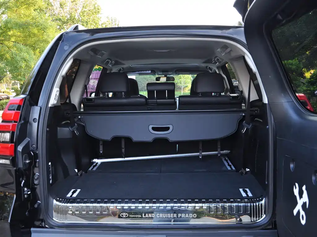 Toyota Prado — фото 15