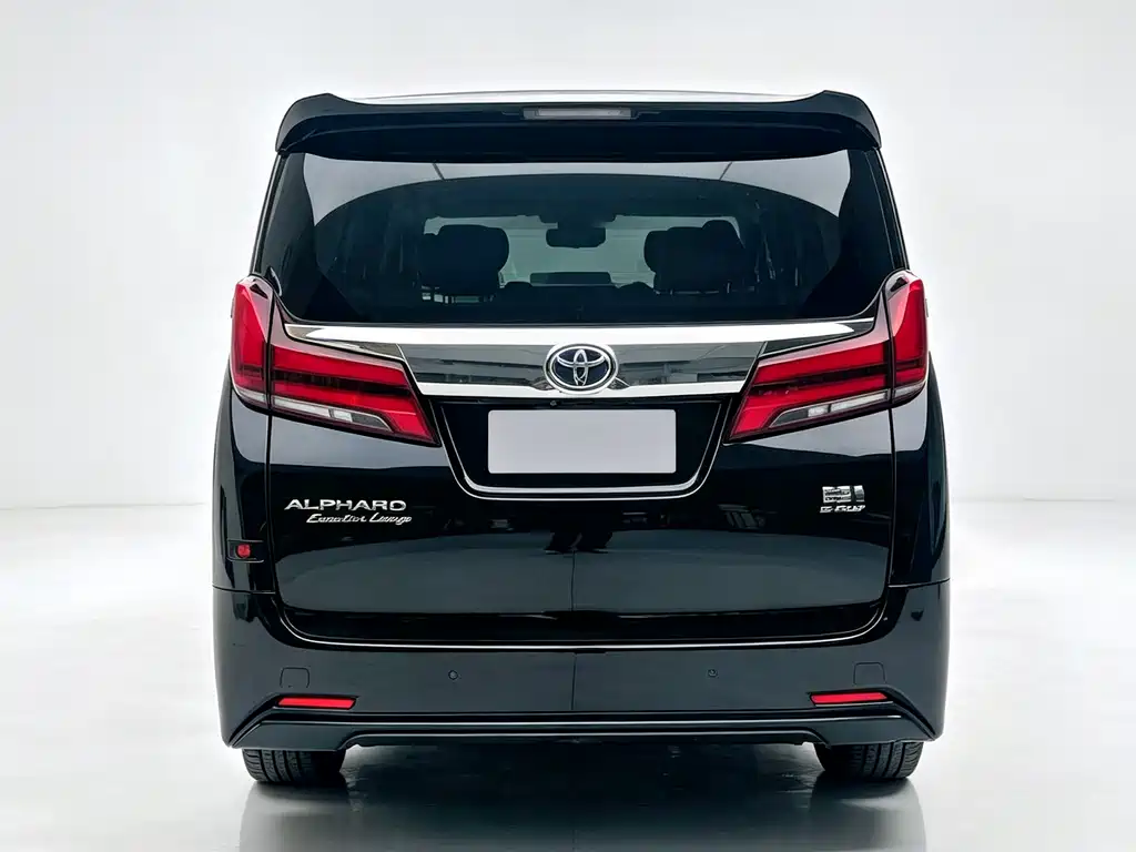 Toyota Alphard — фото 5