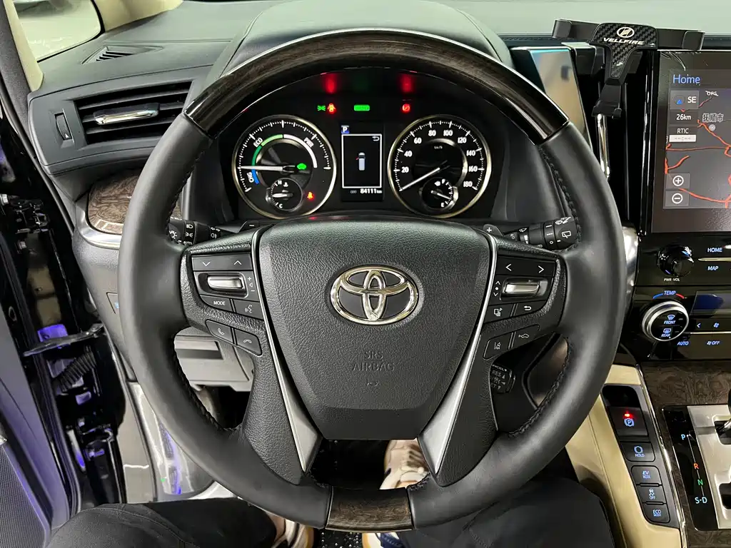 Toyota Vellfire — фото 23