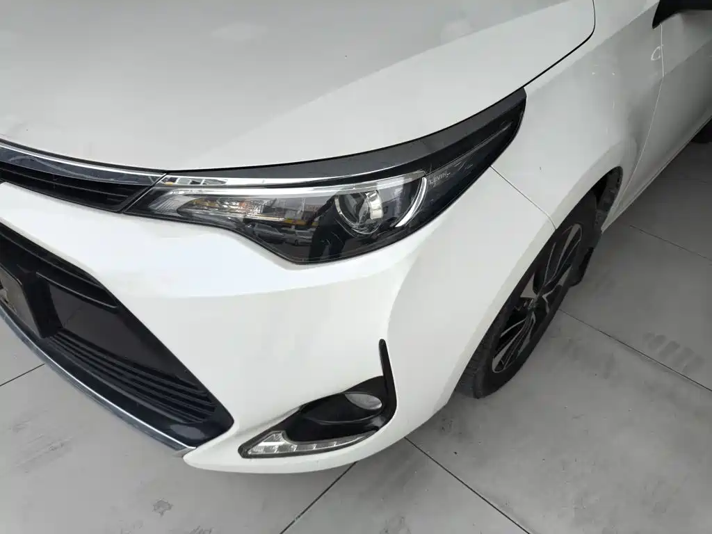 Toyota Levin — фото 18