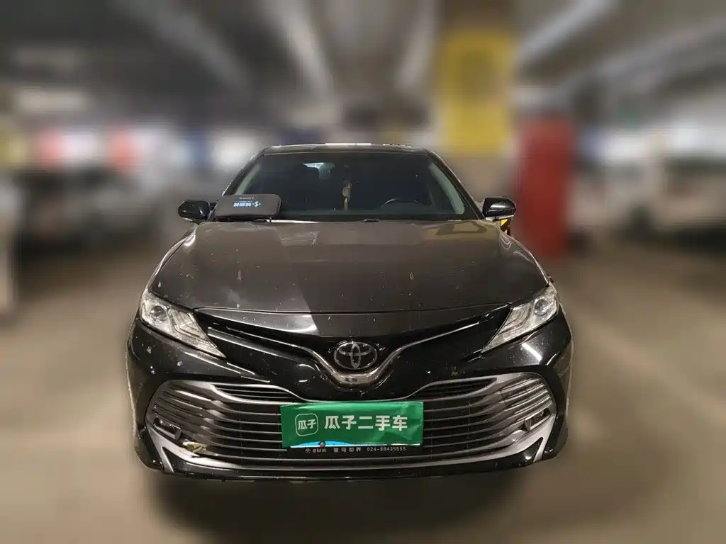 Toyota Camry — фото 23