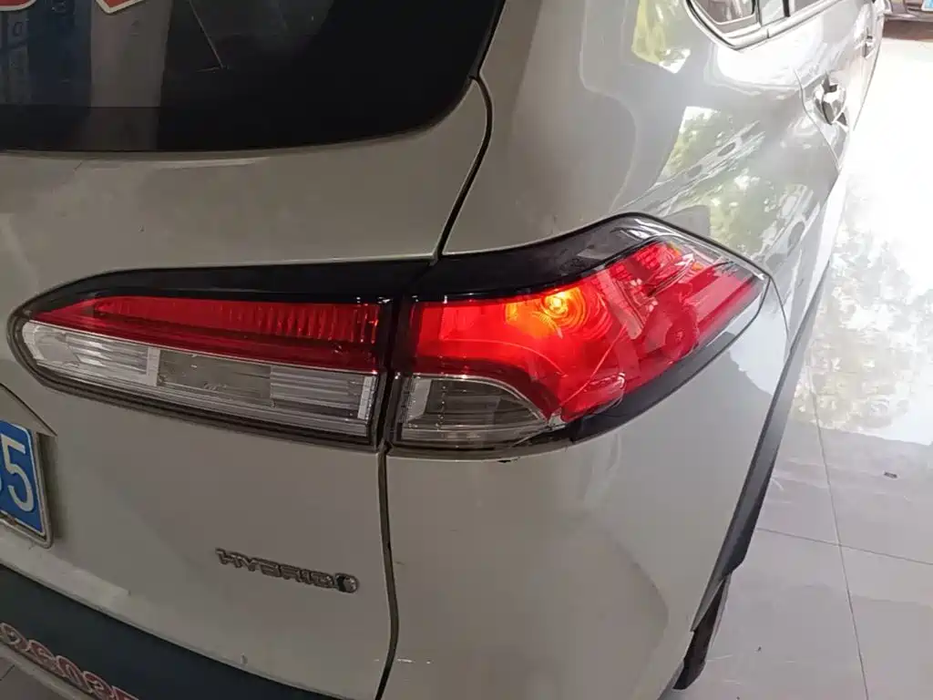 Toyota Corolla Cross — фото 8