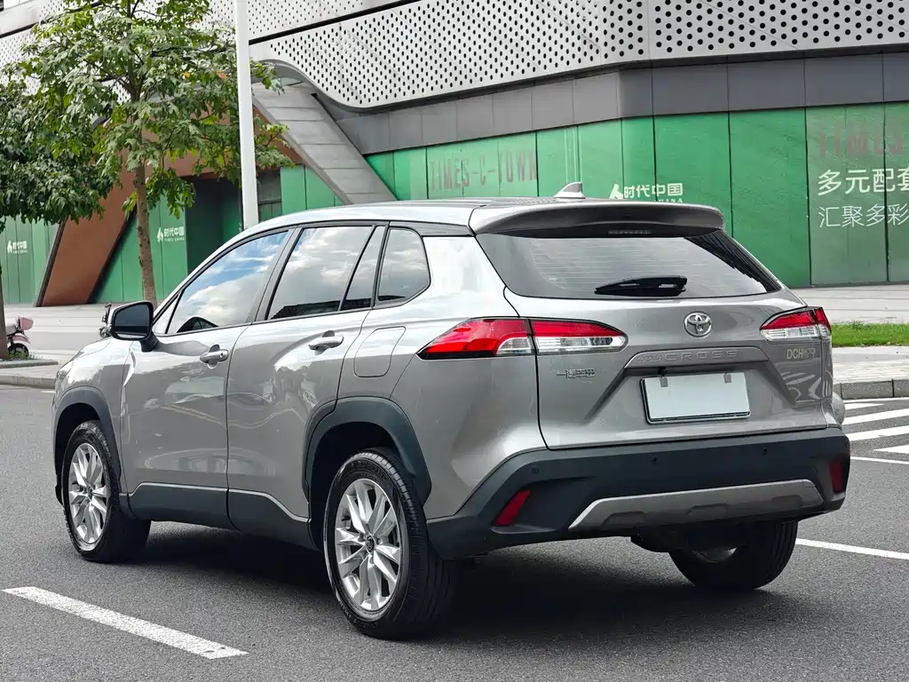 Toyota Corolla Cross — фото 7