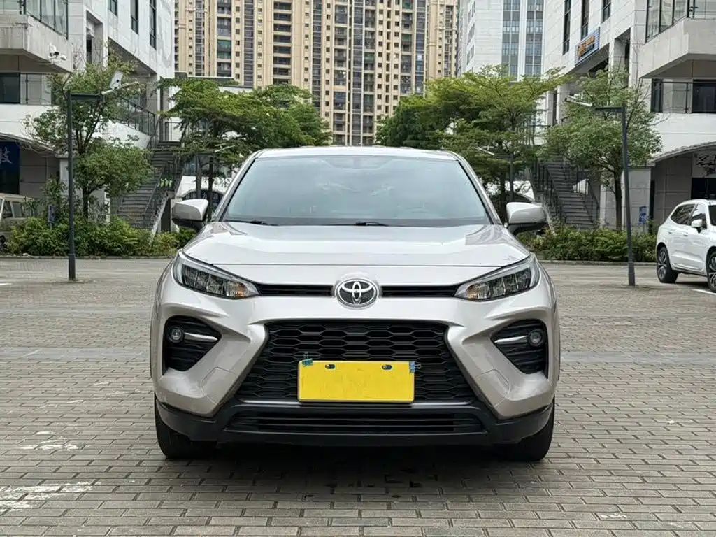 Toyota Wildlander — фото 2