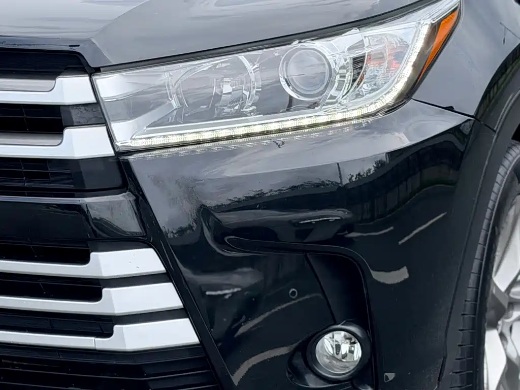 Toyota Highlander — фото 5