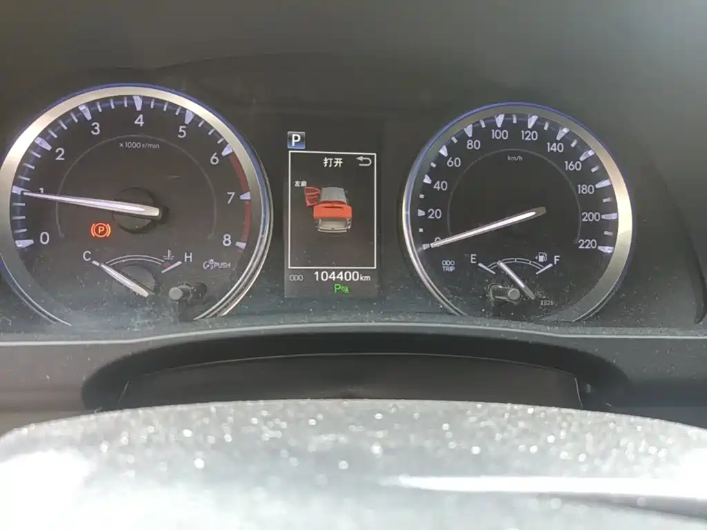 Toyota Highlander — фото 17