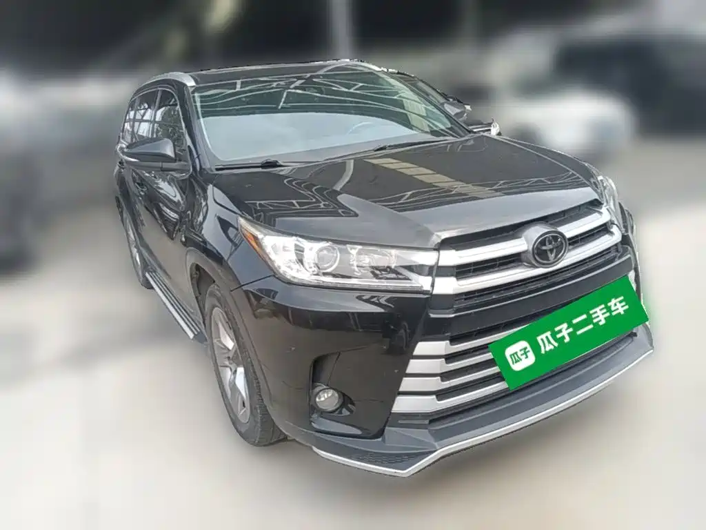 Toyota Highlander — фото 6