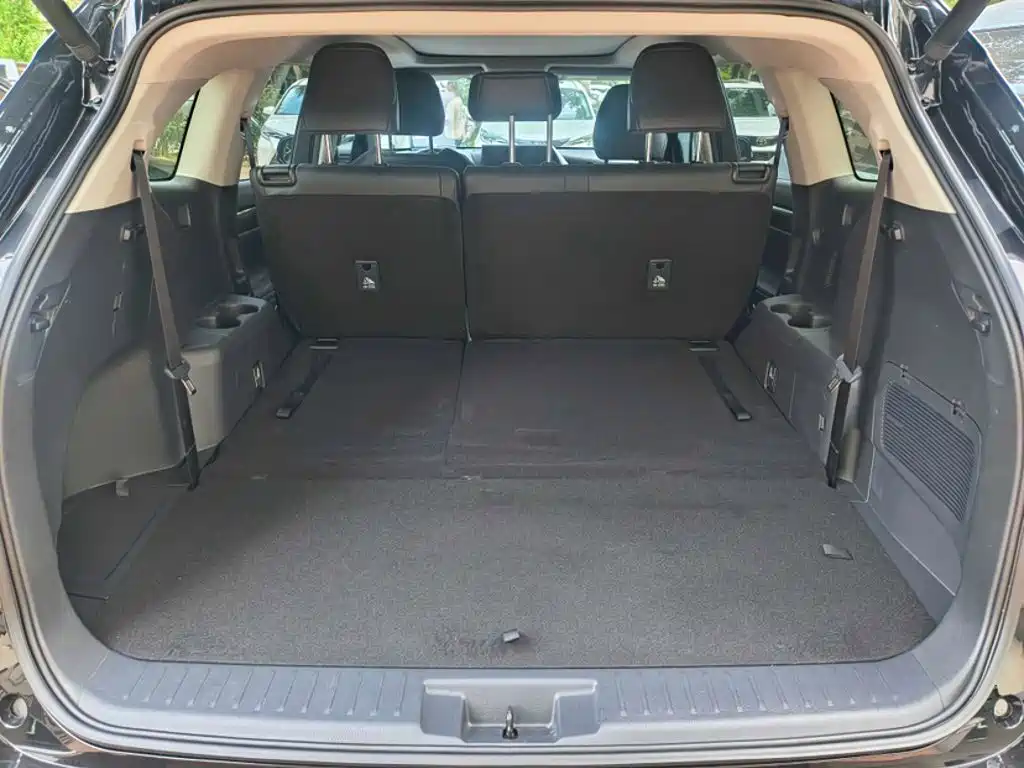 Toyota Highlander — фото 15