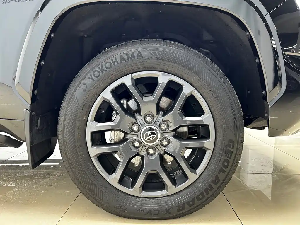 Toyota Tantu — фото 30