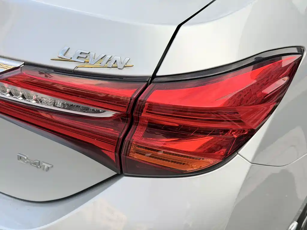 Toyota Levin — фото 17