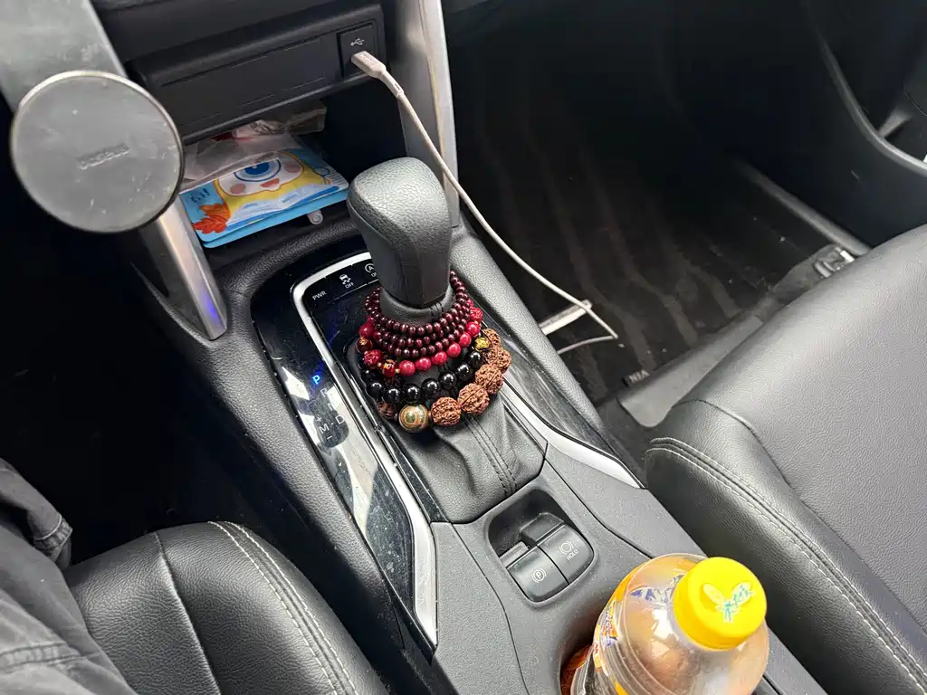 Toyota Corolla Cross — фото 9
