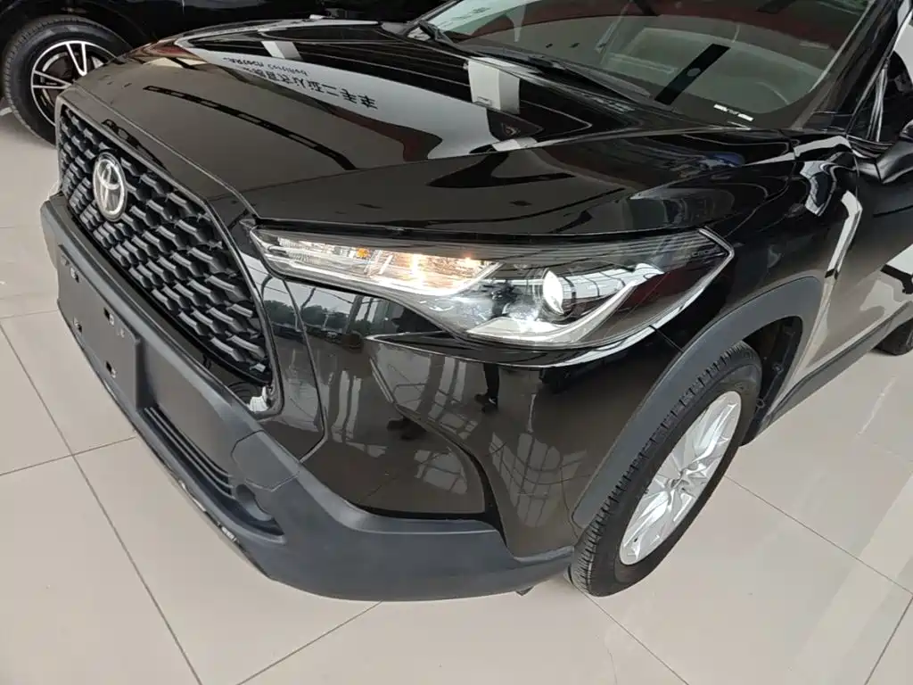 Toyota Corolla Cross — фото 24