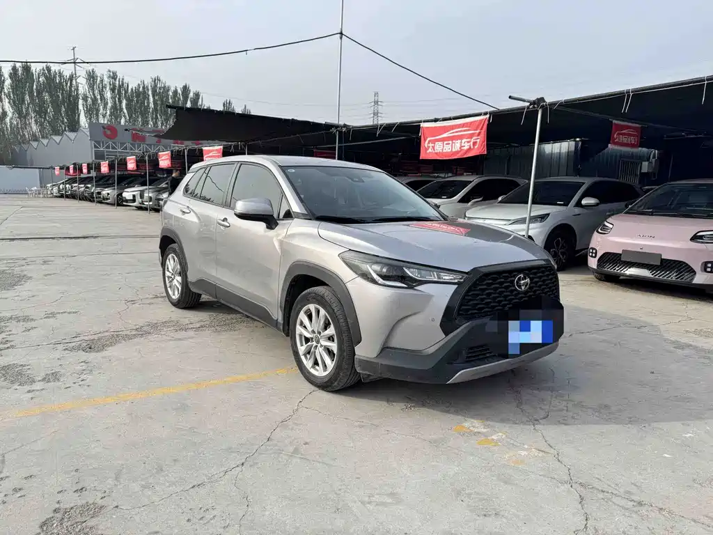 Toyota Corolla Cross — фото 3